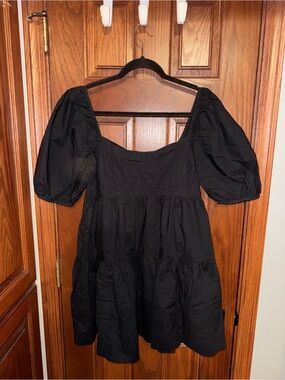 American Eagle Outfitters Black Puff-Sleeve Tiered Mini Dress
